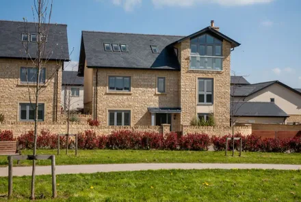 Gallery images - Crisp Cowley