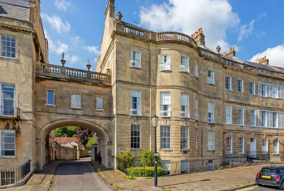 Lansdown Crescent, Bath, BA1 - Crisp Cowley