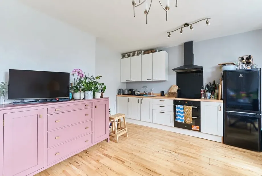 Bath, Somerset, BA2 - Crisp Cowley