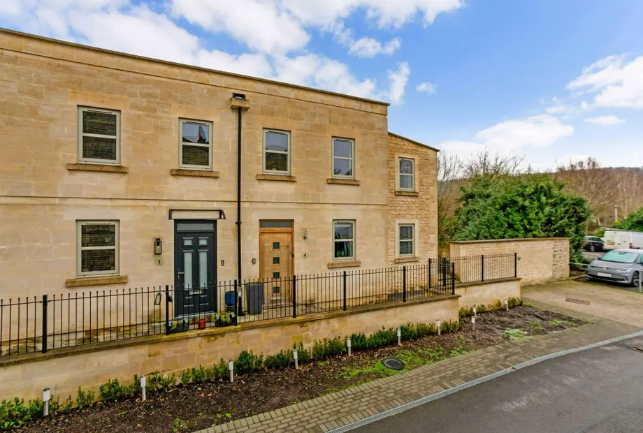 York Mews, London Road, Bath, BA1 - Crisp Cowley