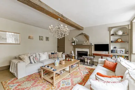 Gallery images - Crisp Cowley