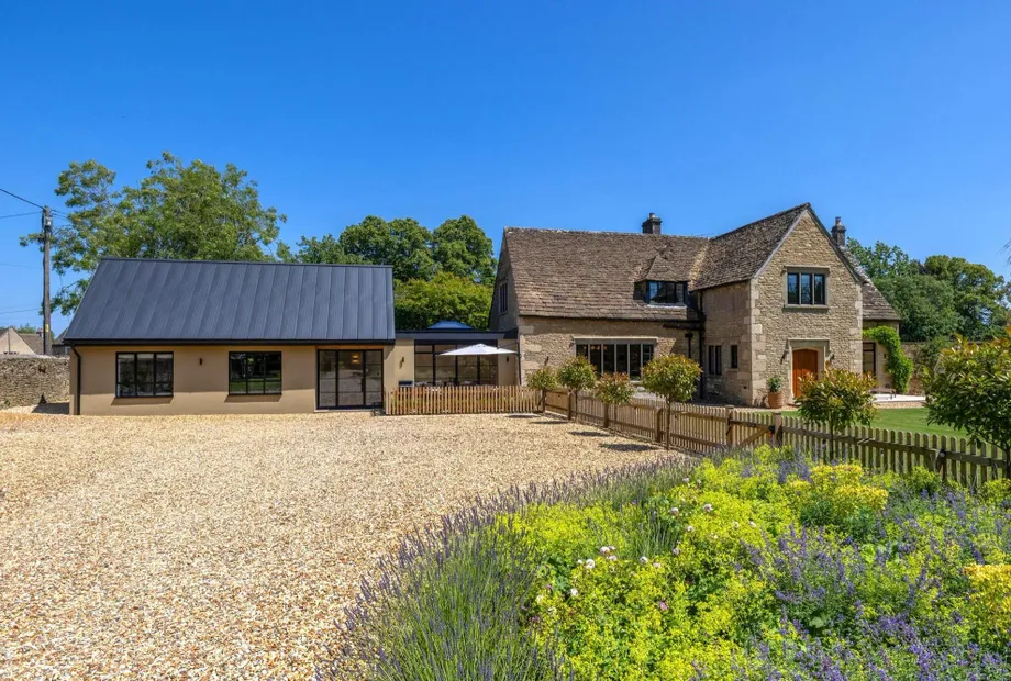 Pickwick, Corsham, SN13 - Crisp Cowley