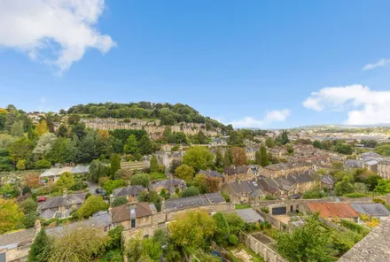 Gallery images - Crisp Cowley