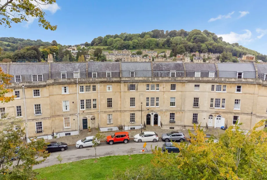 Widcombe Crescent, Bath, BA2 - Crisp Cowley
