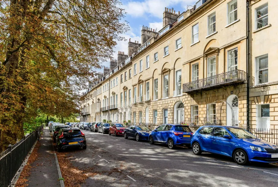 Green Park, Bath, BA1 - Crisp Cowley