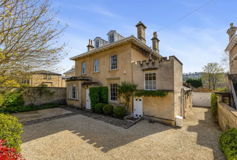 Oldfield Road, Bath, BA2 - Crisp Cowley