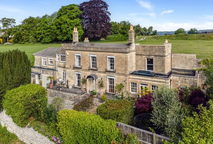 Greenway Lane, Widcombe, Bath, BA2 - Crisp cowley