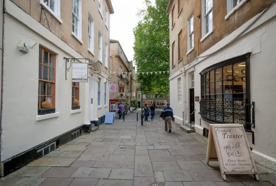 Bath, Somerset, BA1 - Crisp Cowley