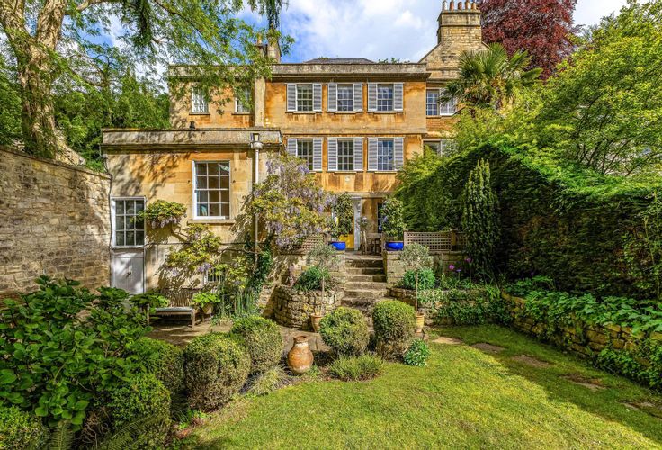 Lyncombe Vale Road, Bath, BA2 - Crisp cowley